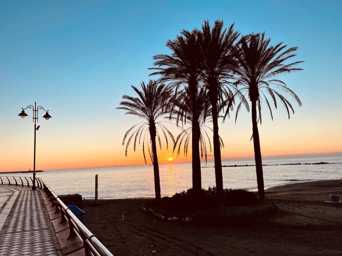 Benalmadena Playaアパートメント エクステリア 写真